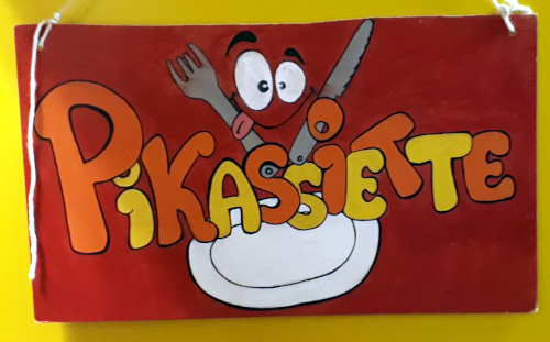 Panneau de la salle Pikassiette